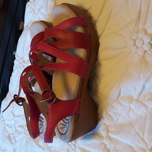 New Dansko Women's Pink/Red Wedge Strap Sandal Size 36 (5.5-6 US)